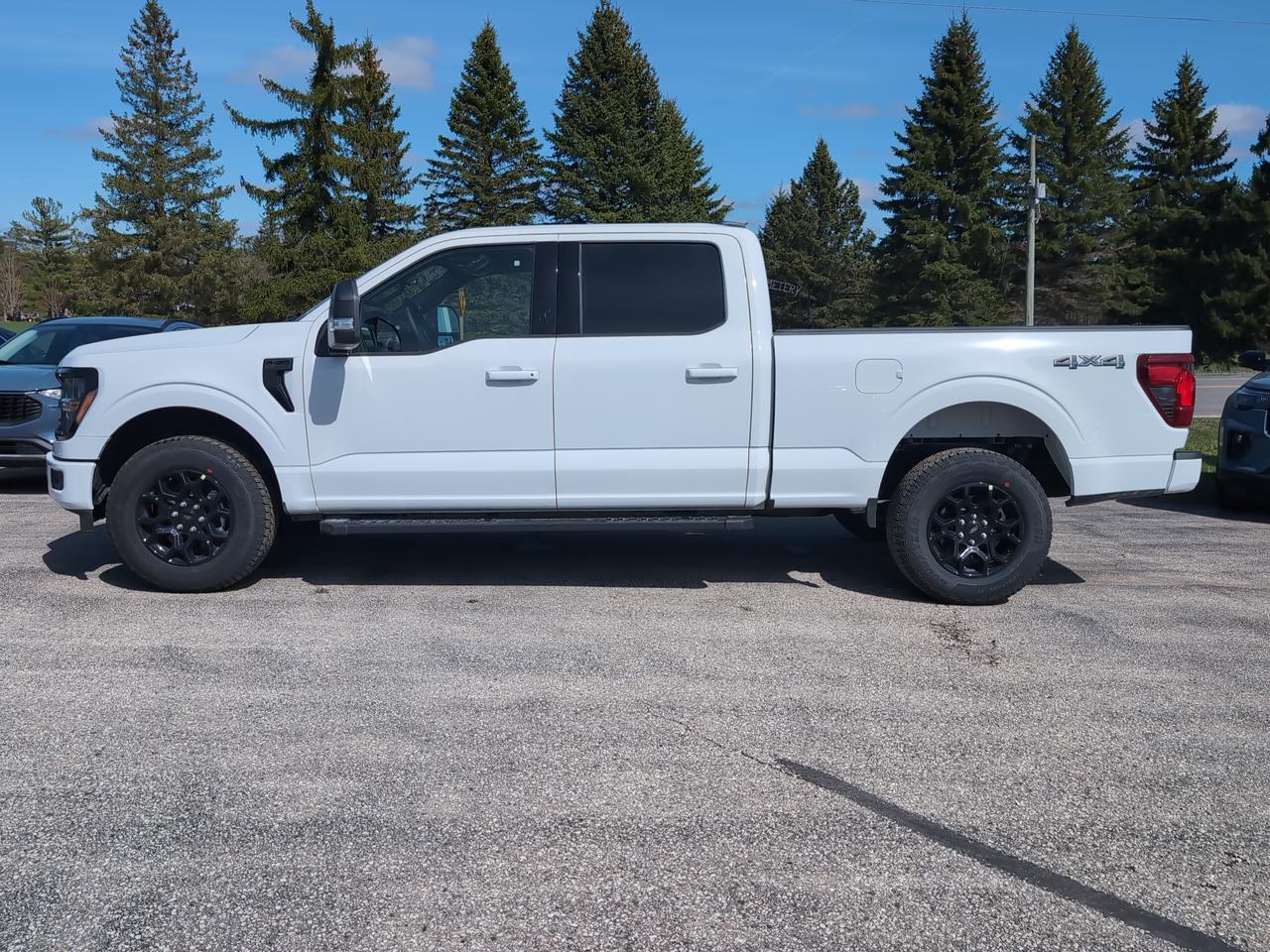 2026 Ford F-150 XLT Supercrew 301A Long Box 4x4 Photo2