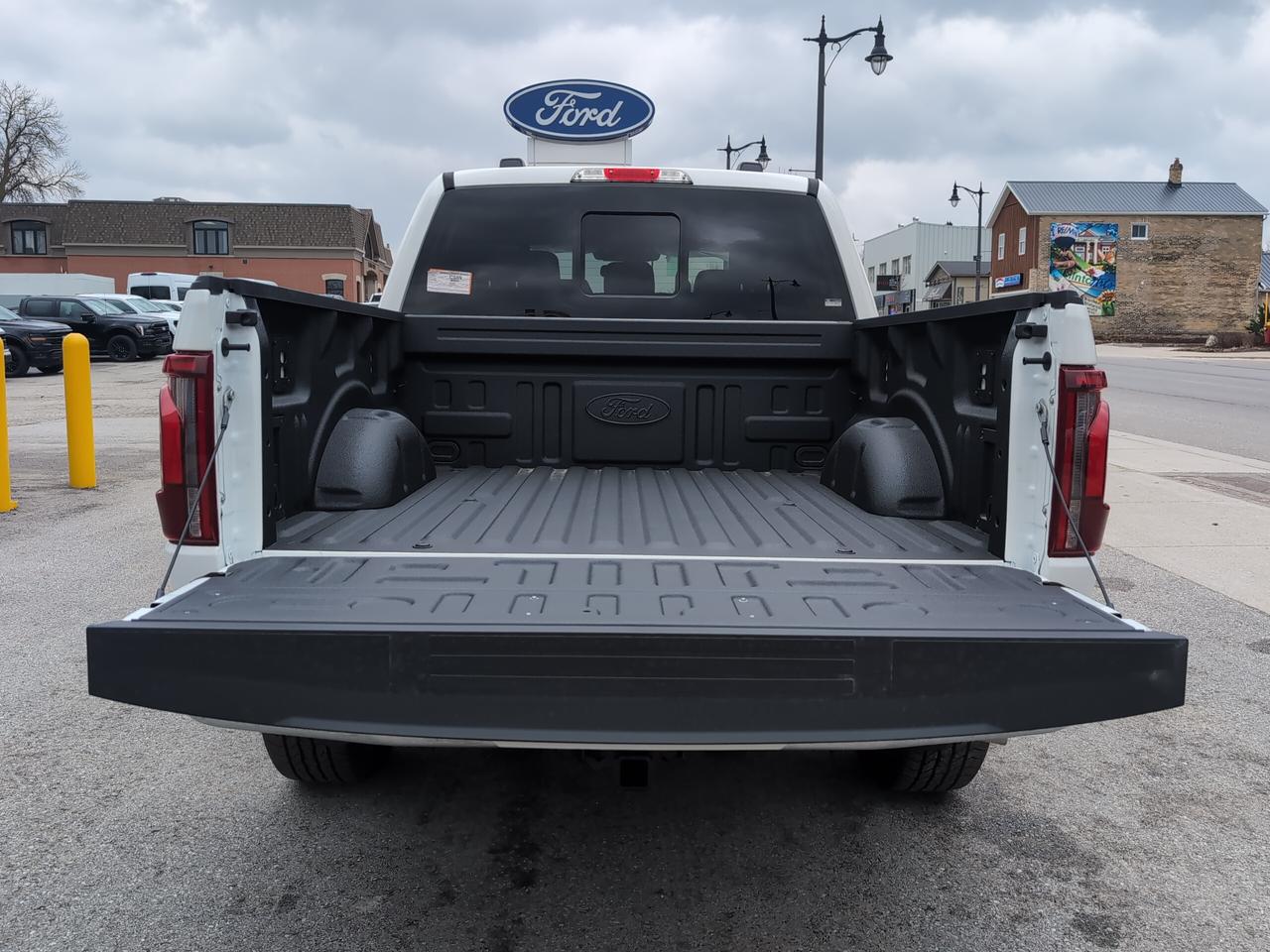 2026 Ford F-150 Lariat Supercrew Hybrid 501A 4x4 Photo