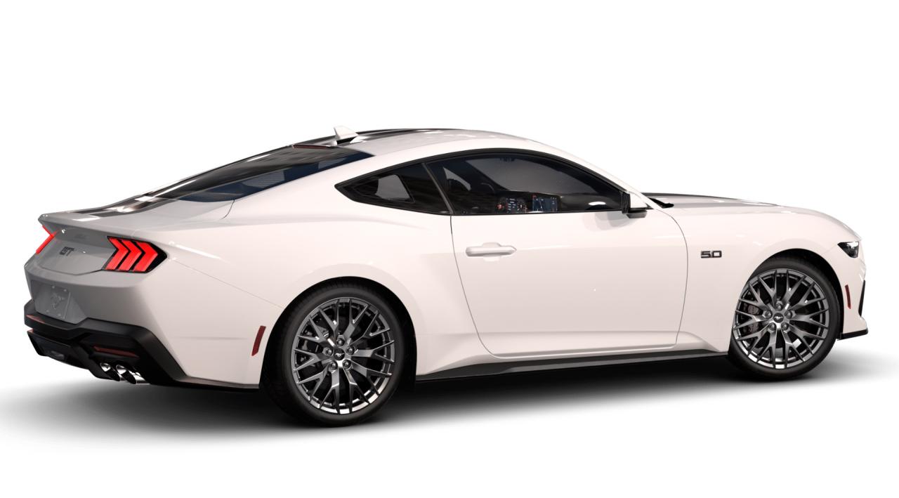 2026 Ford Mustang GT Premium Fastback Photo2