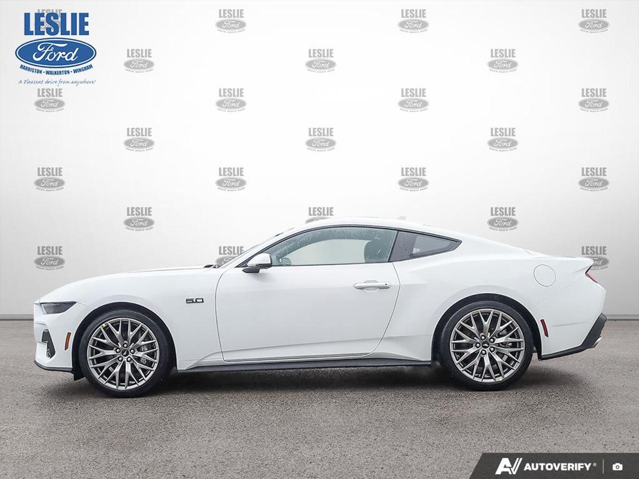 2026 Ford Mustang GT Premium Fastback Photo2