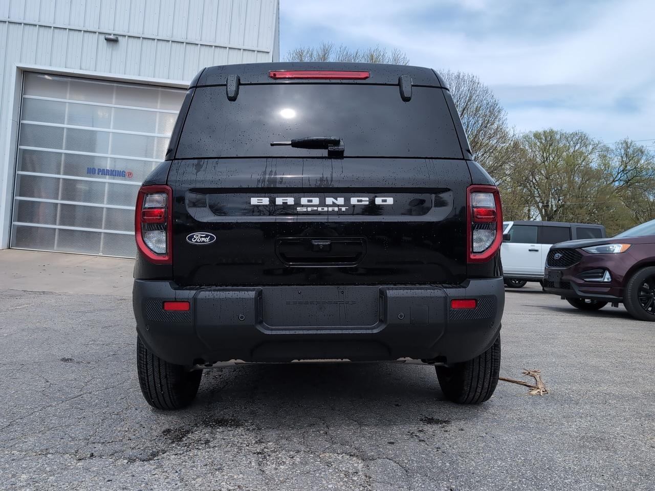 2026 Ford Bronco Sport Outer Banks 4x4 Photo4