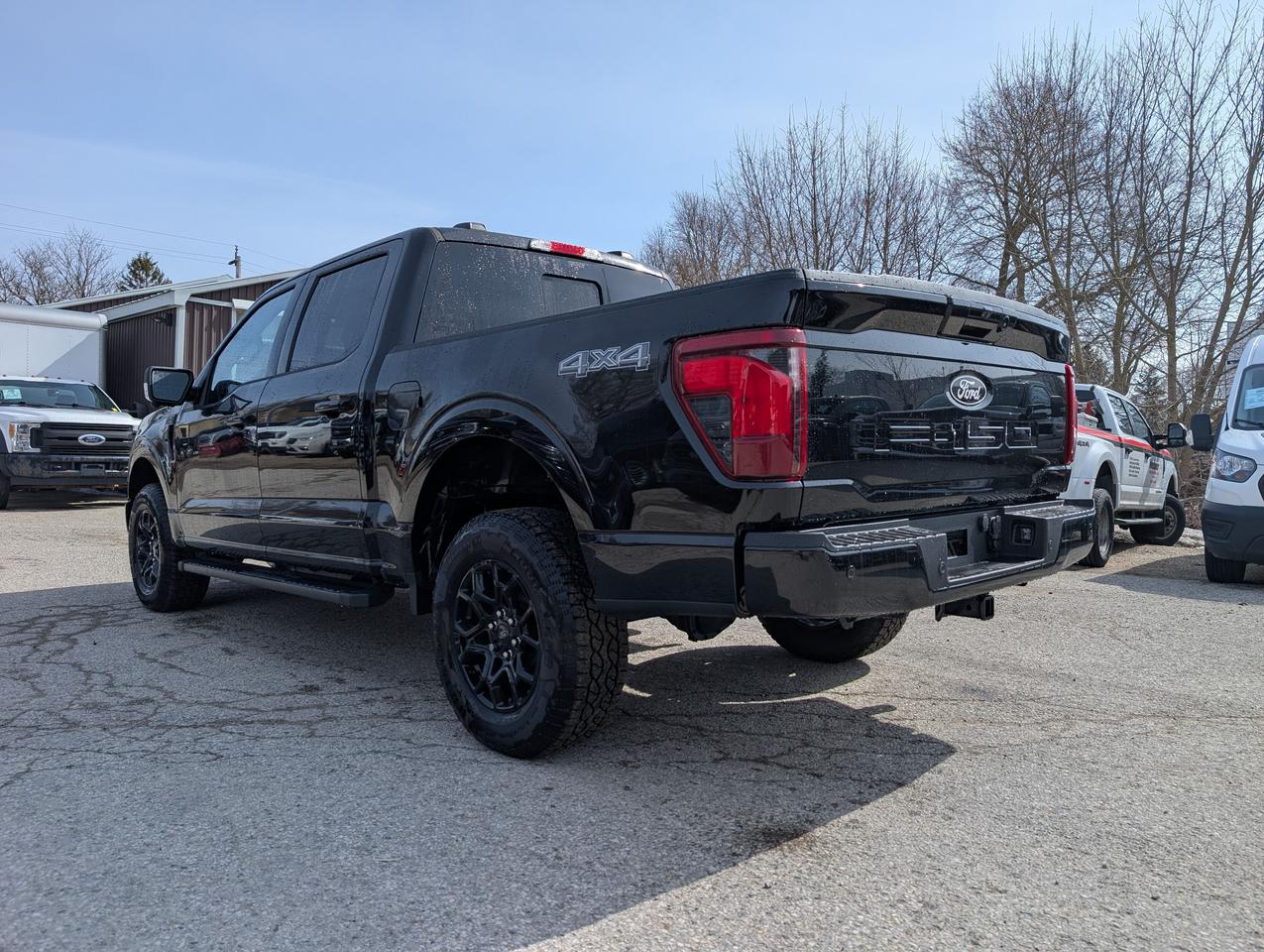 2026 Ford F-150 XLT SuperCrew 302A 4x4 Photo3