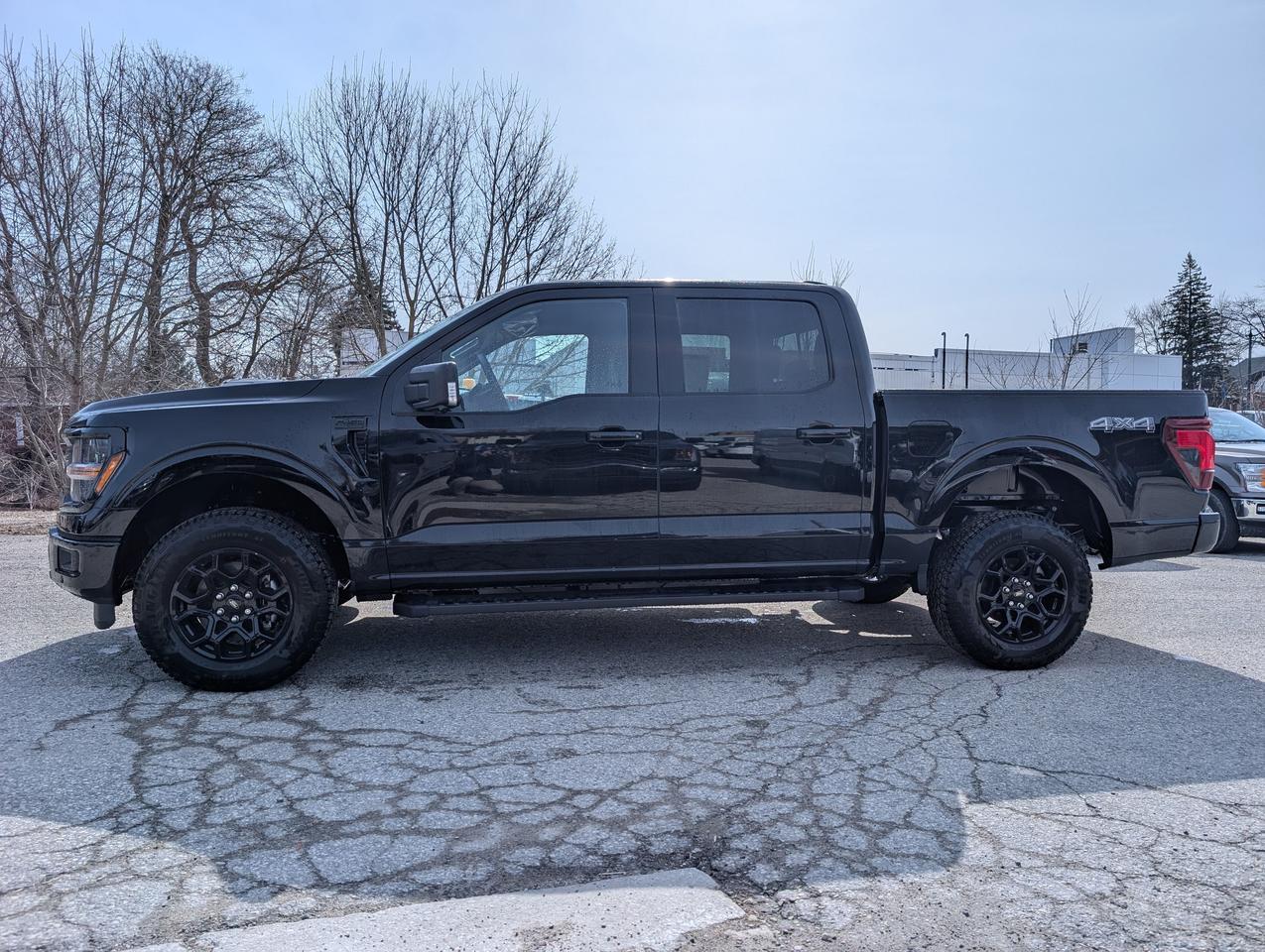 2026 Ford F-150 XLT SuperCrew 302A 4x4 Photo2