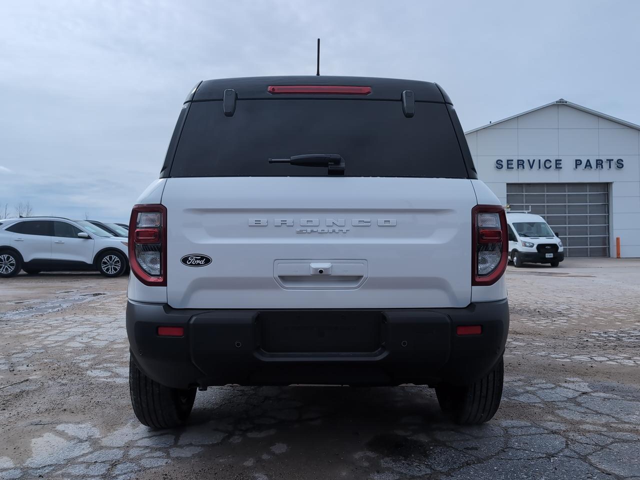 2026 Ford Bronco Sport Outer Banks 4x4 Photo4