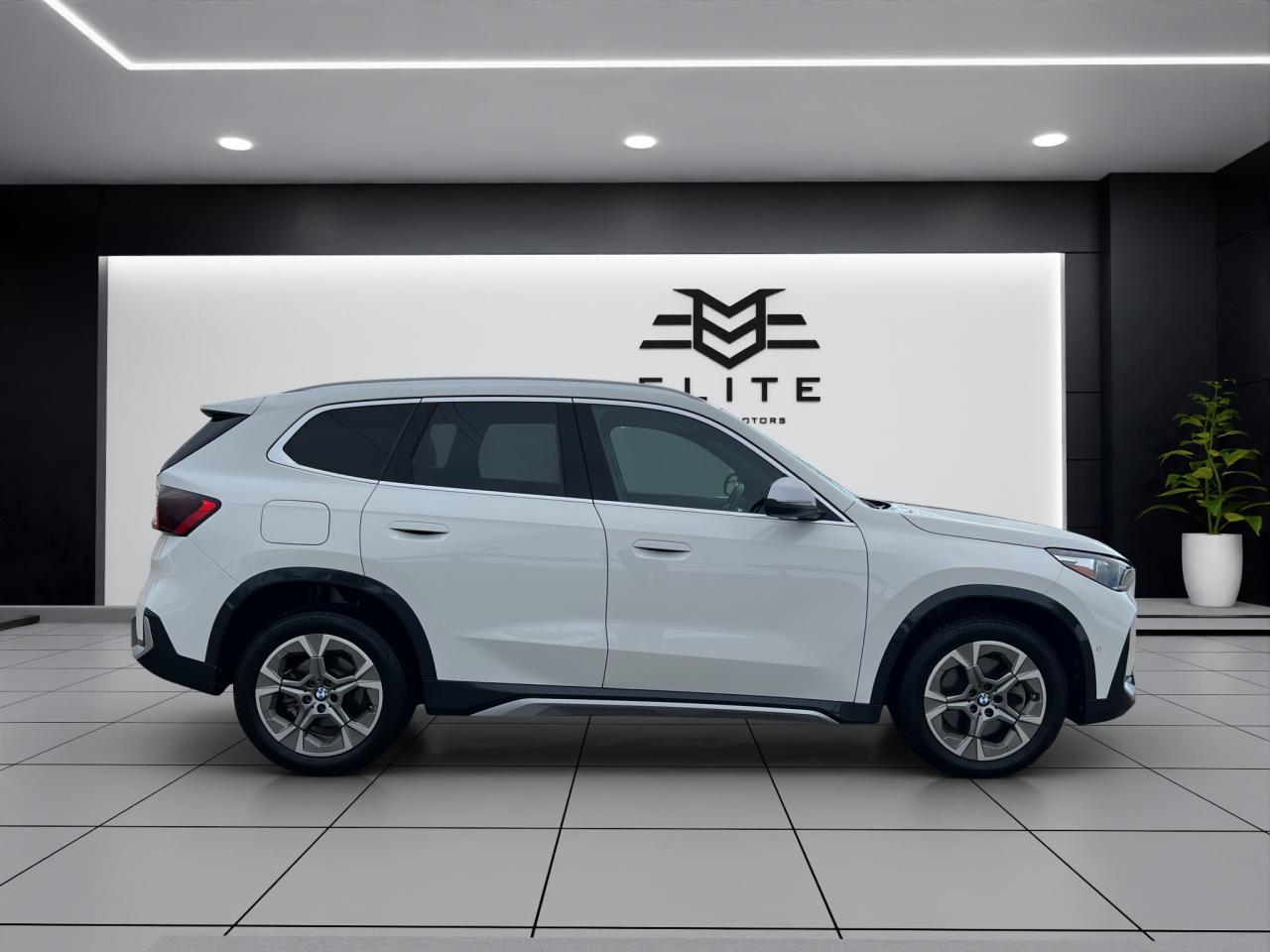 2023 BMW X1 XDRIVE28I Sports Activity Vehicle - Navi !! Photo