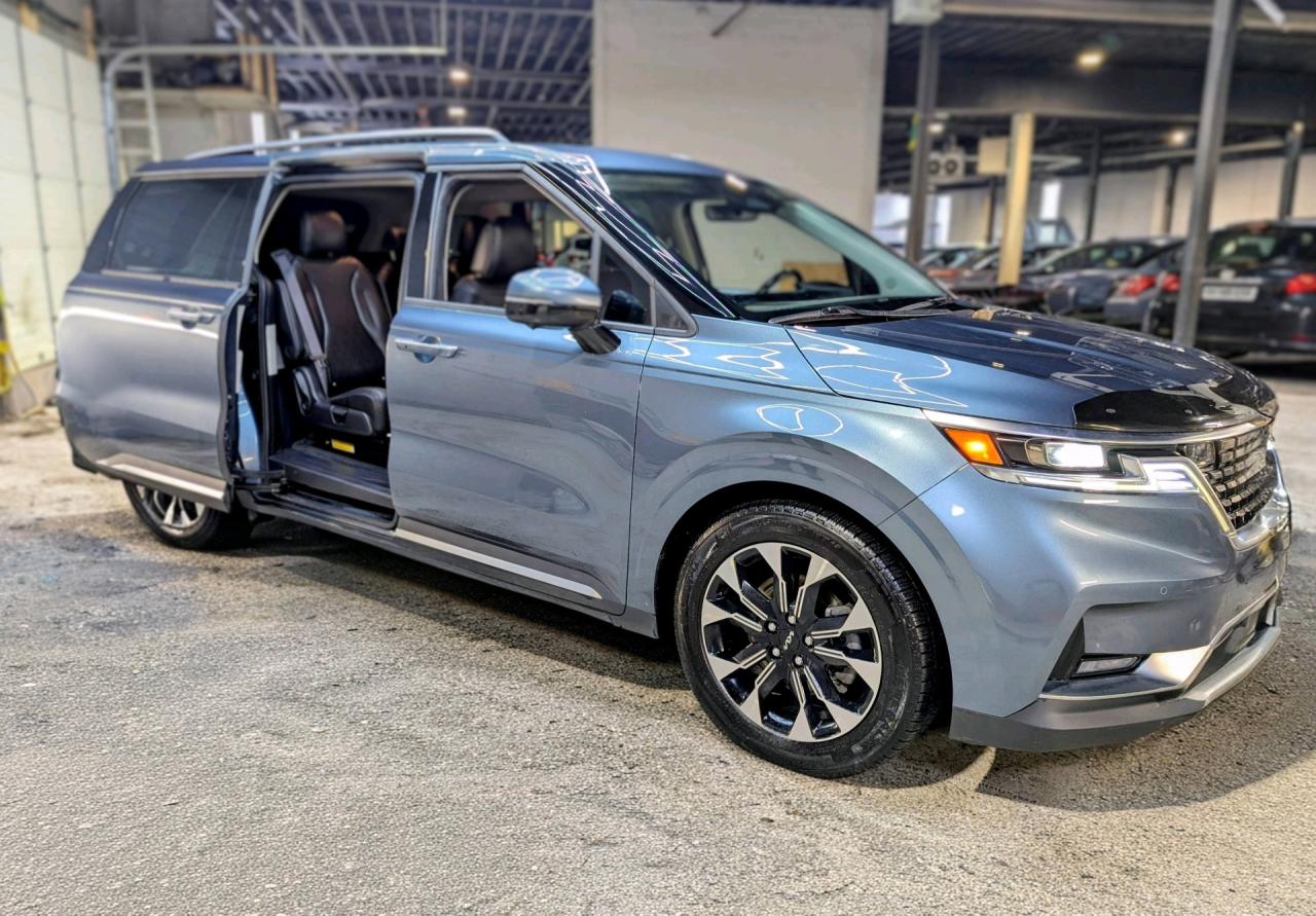 2022 Kia Carnival EX FWD Photo