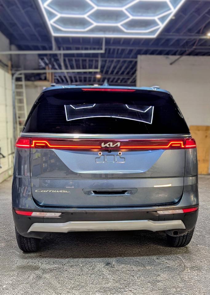 2022 Kia Carnival EX FWD Photo
