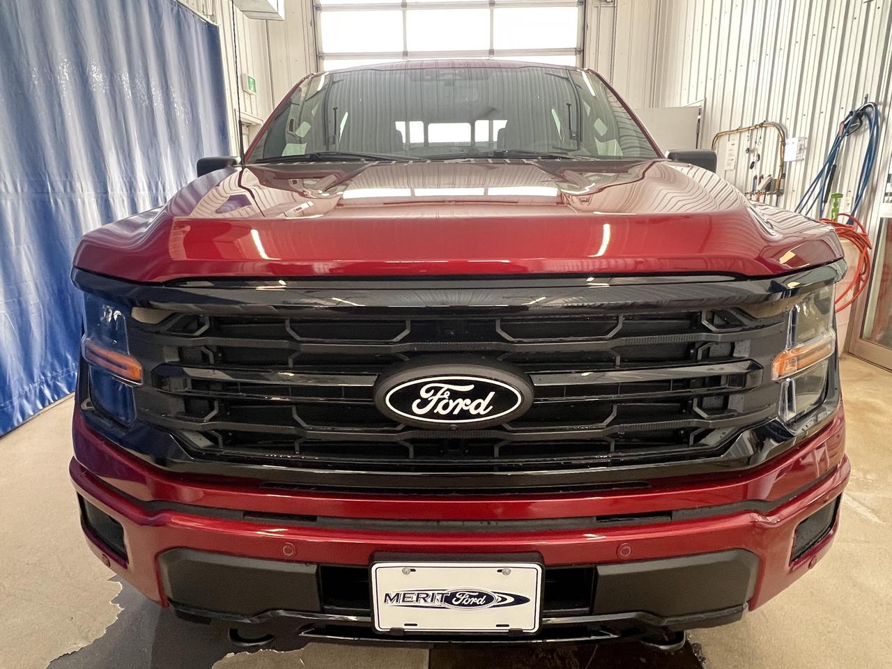 2026 Ford F-150 XLT 3.5L POWERBOOST HYBRID 302A++ Photo4