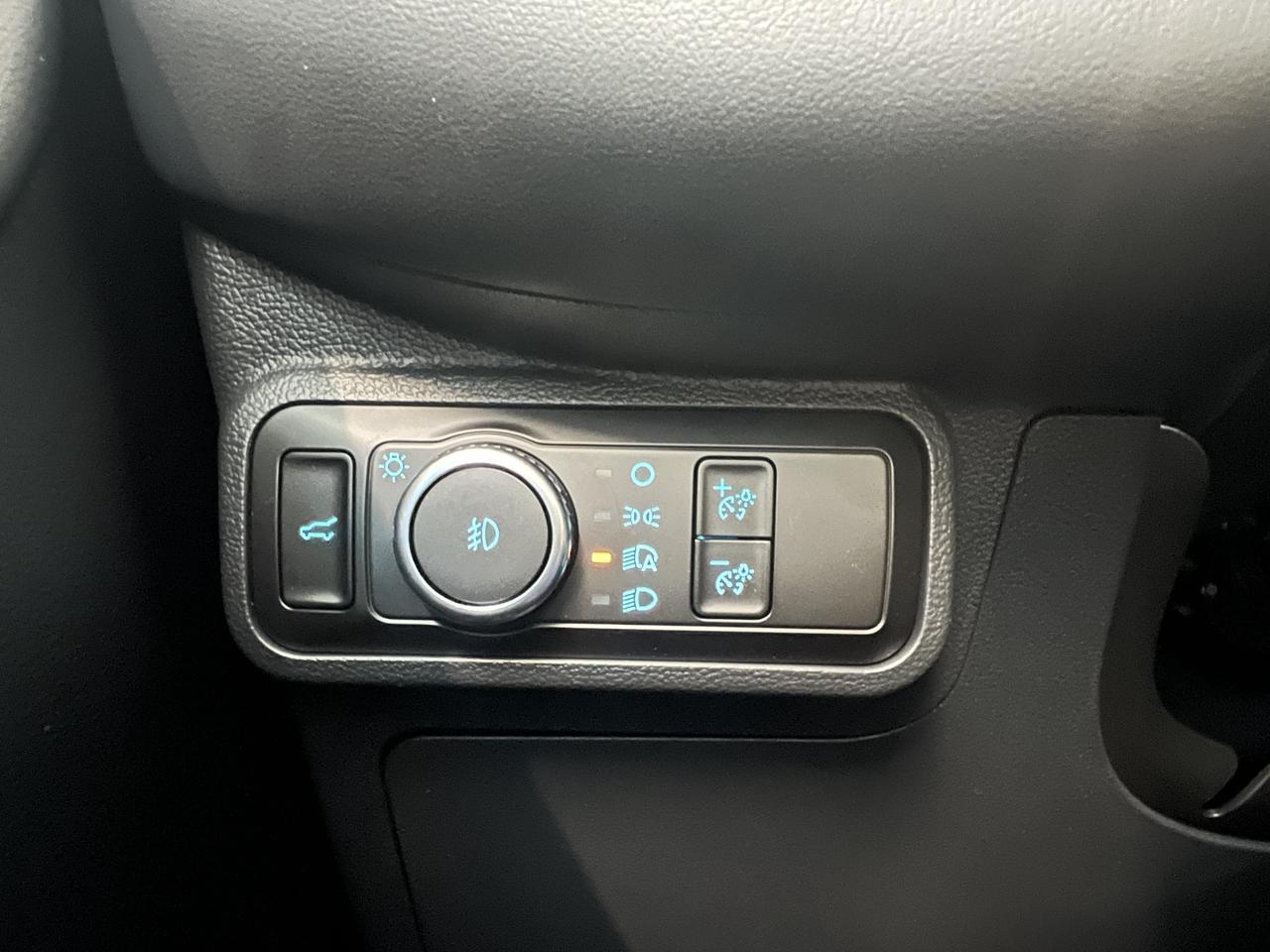 13646402