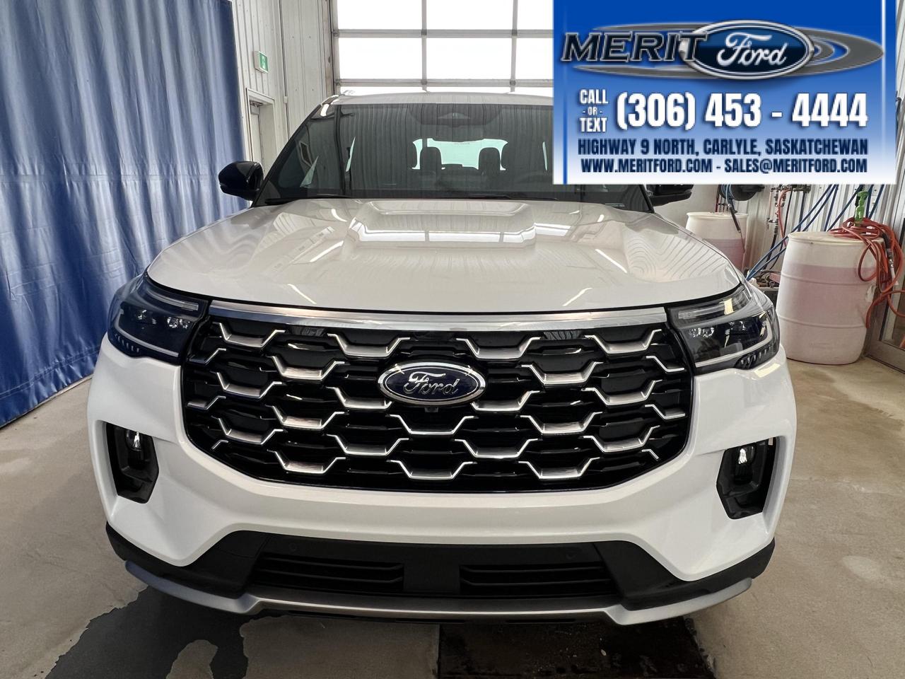 2026 Ford Explorer Platinum 2.3L ECOBOOST 600A ++ Photo2