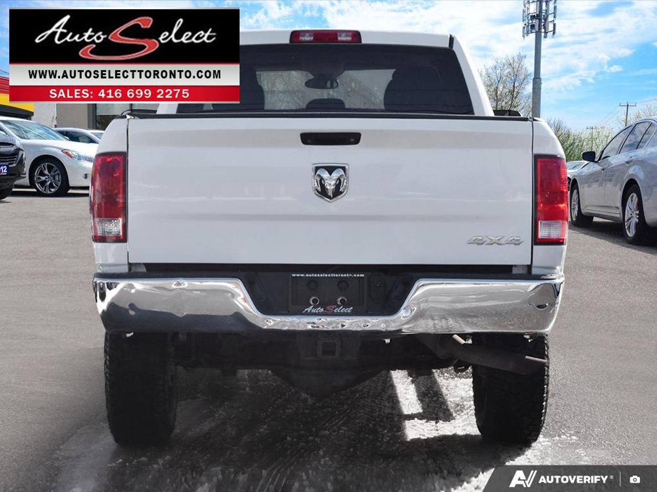 2017 RAM 2500 ST 4x4 - 5.7L V8 HEMI - Clean Carfax Photo