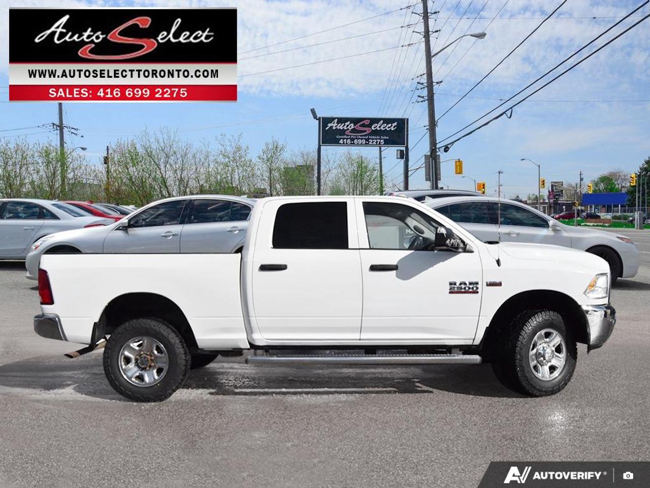 2017 RAM 2500 ST 4x4 - 5.7L V8 HEMI - Clean Carfax Photo