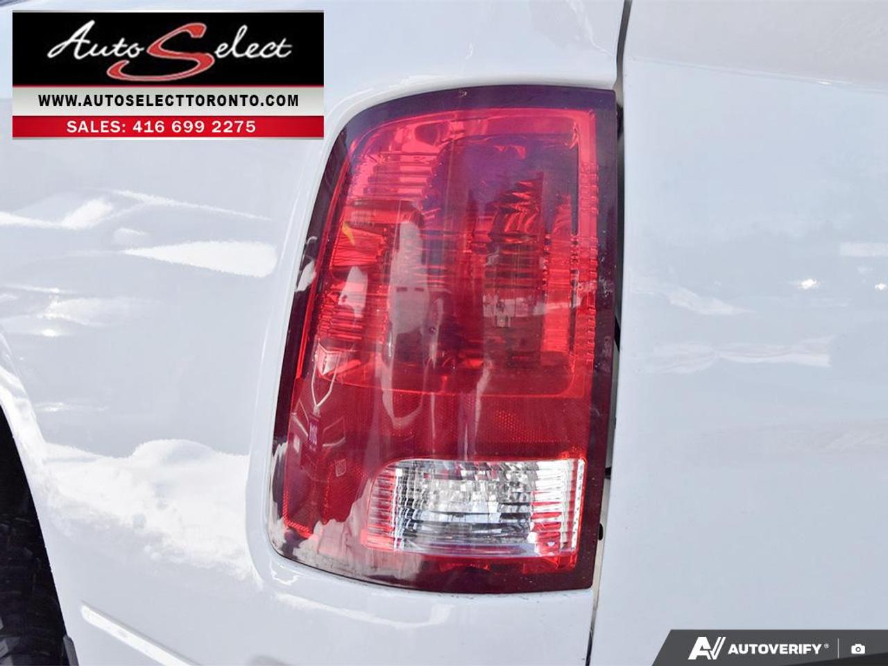 2017 RAM 2500 ST 4x4 - 5.7L V8 HEMI - Clean Carfax Photo