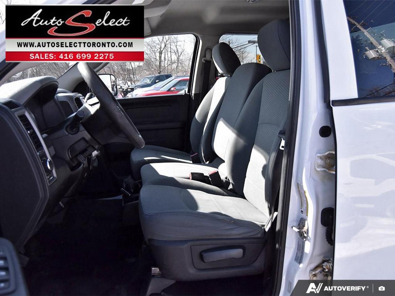 2017 RAM 2500 ST 4x4 - 5.7L V8 HEMI - Clean Carfax Photo