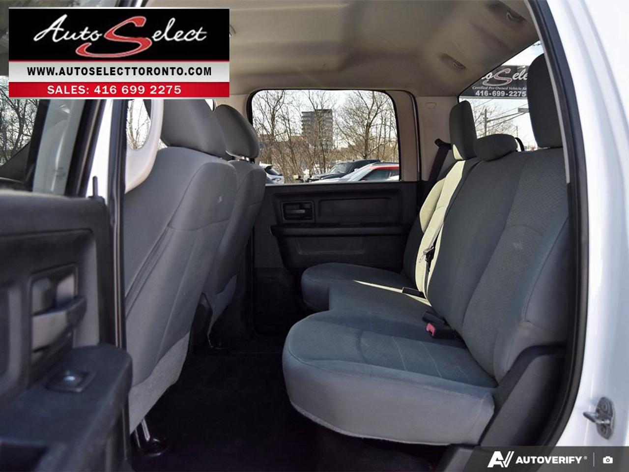 2017 RAM 2500 ST 4x4 - 5.7L V8 HEMI - Clean Carfax Photo