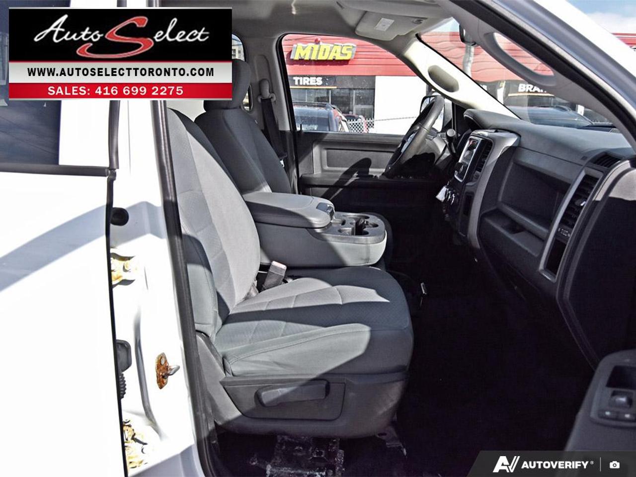 2017 RAM 2500 ST 4x4 - 5.7L V8 HEMI - Clean Carfax Photo