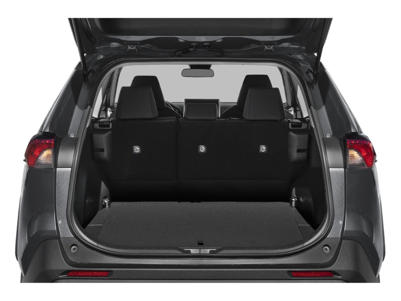 2025 Toyota RAV4 LE Photo