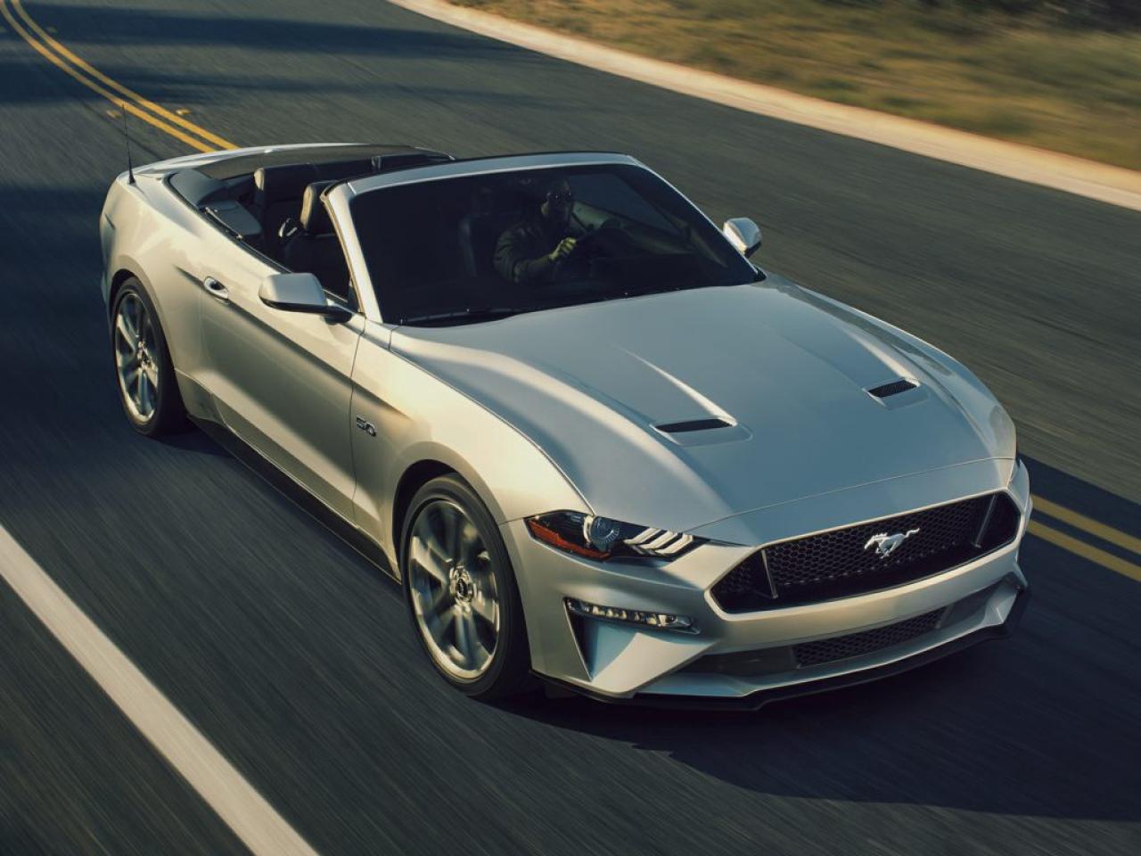 2022 Ford Mustang EcoBoost Premium Photo