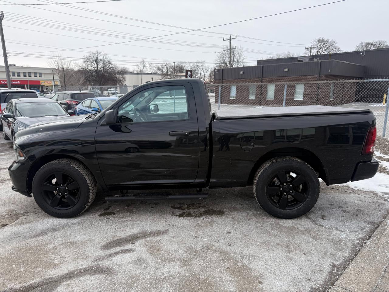 2015 RAM 1500 ST 5.7L Hemi Photo