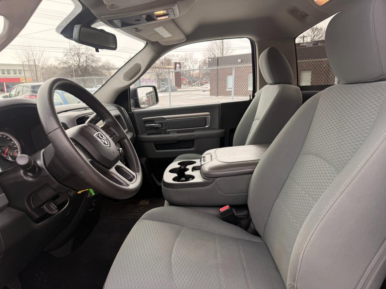 2015 RAM 1500 ST 5.7L Hemi Photo