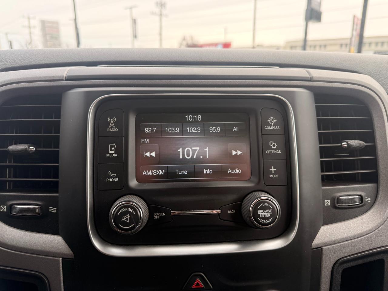 2015 RAM 1500 ST 5.7L Hemi Photo