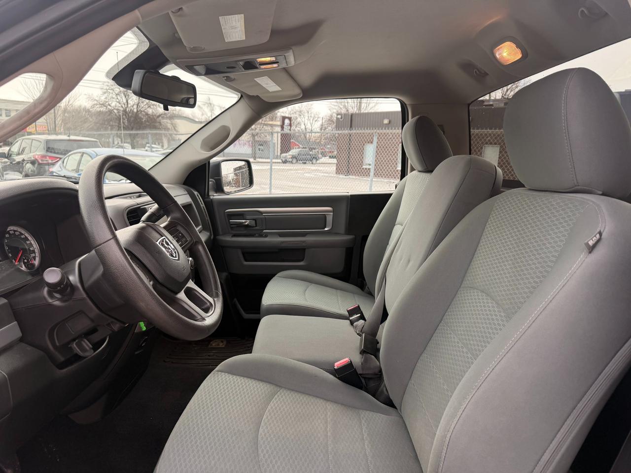 2015 RAM 1500 ST 5.7L Hemi Photo