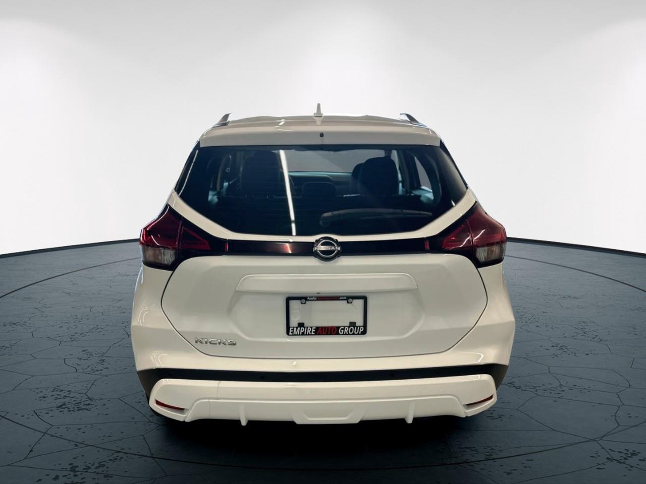 2025 Nissan Kicks SV Photo