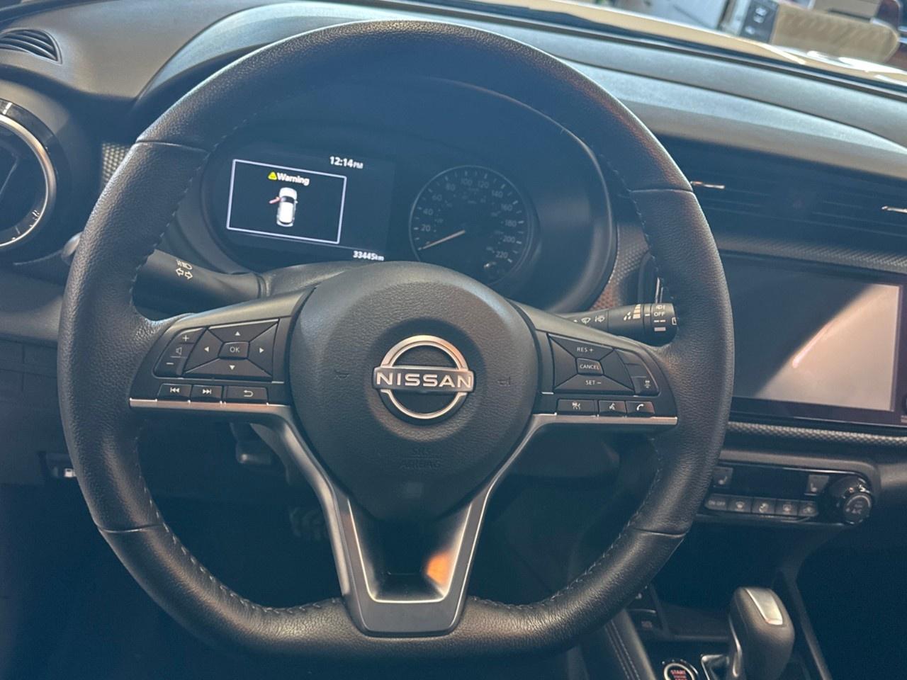 2025 Nissan Kicks SV Photo