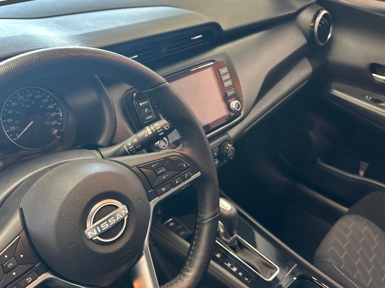 2025 Nissan Kicks SV Photo