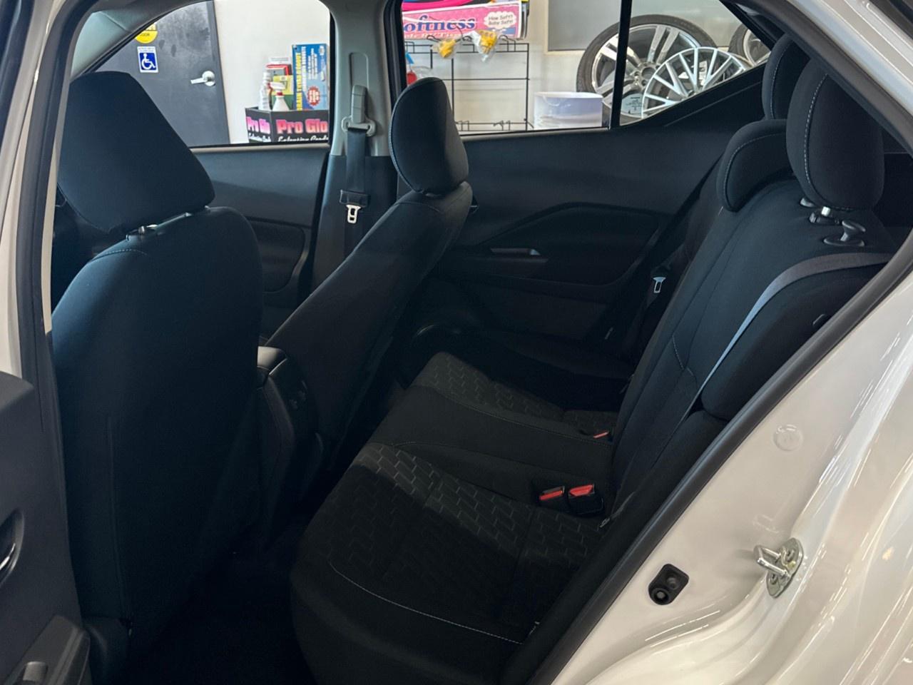 2025 Nissan Kicks SV Photo