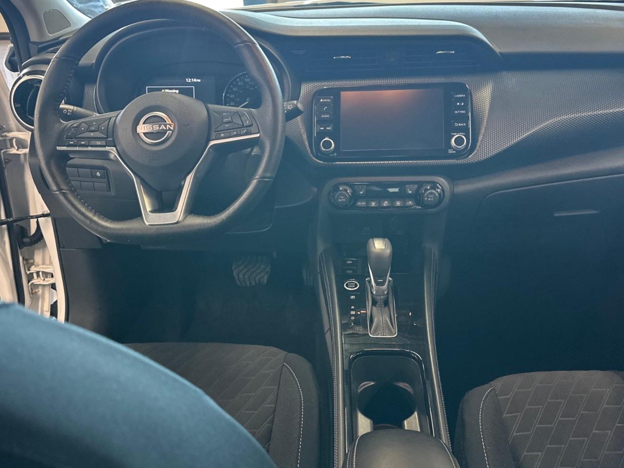 2025 Nissan Kicks SV Photo