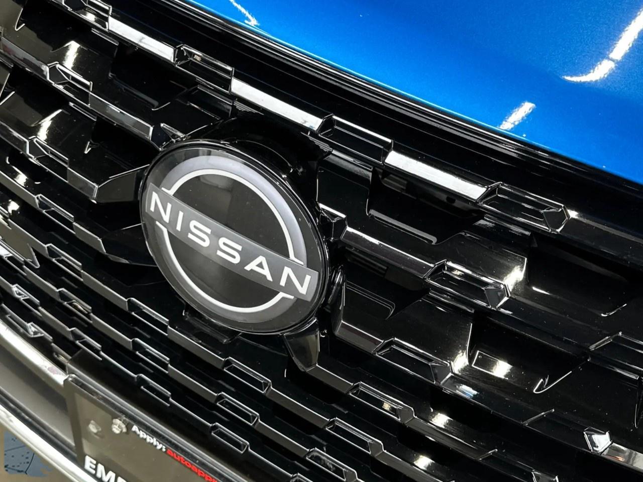 2025 Nissan Kicks SV Photo