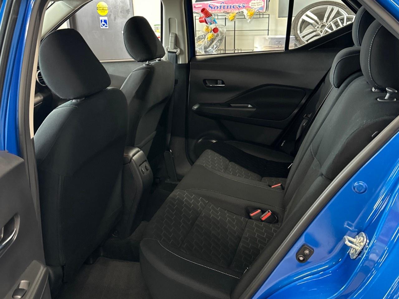 2025 Nissan Kicks SV Photo