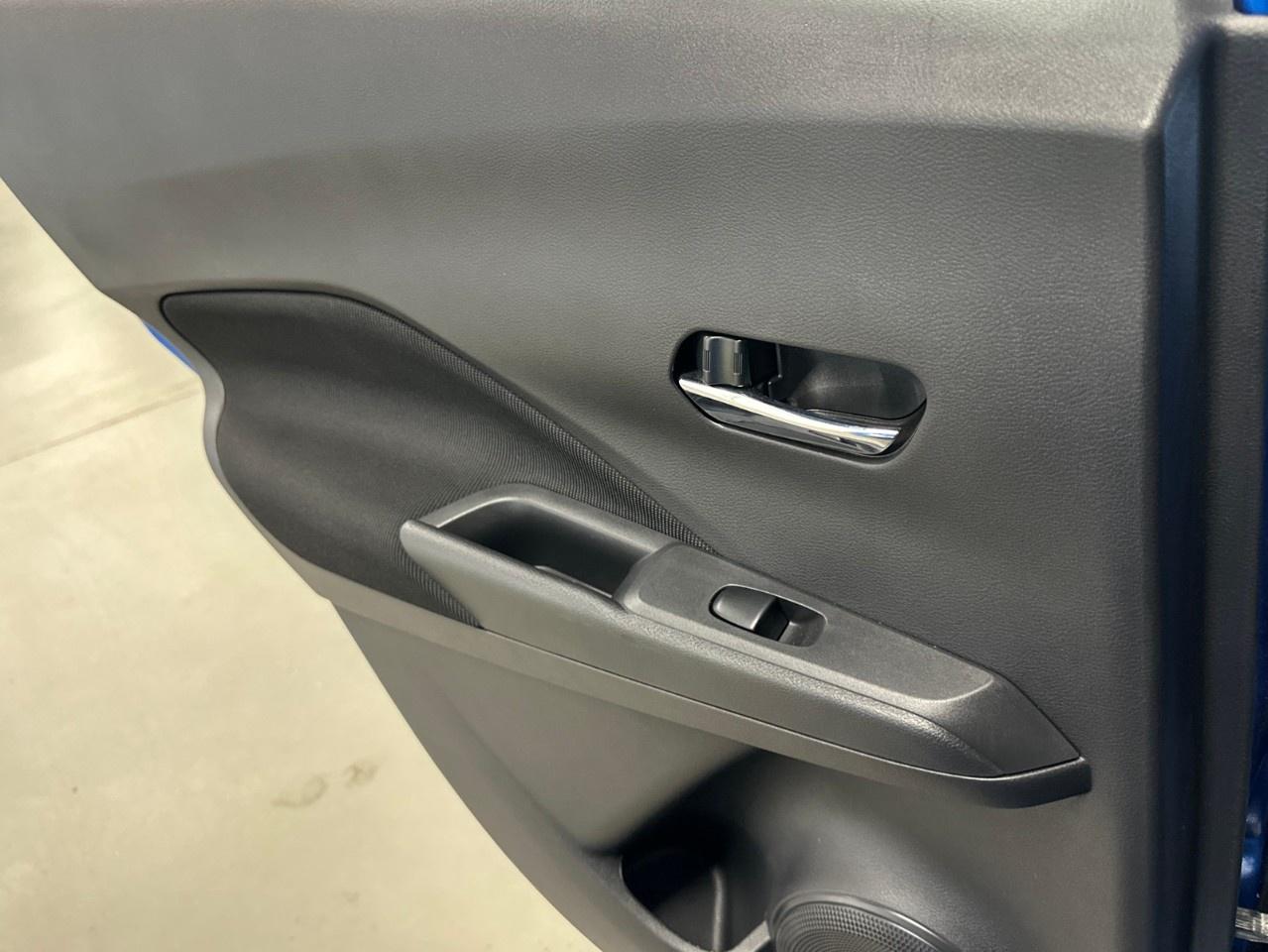 2025 Nissan Kicks SV Photo