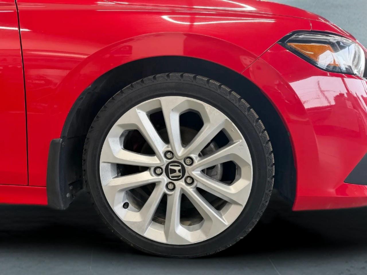 2022 Honda Civic Touring Photo