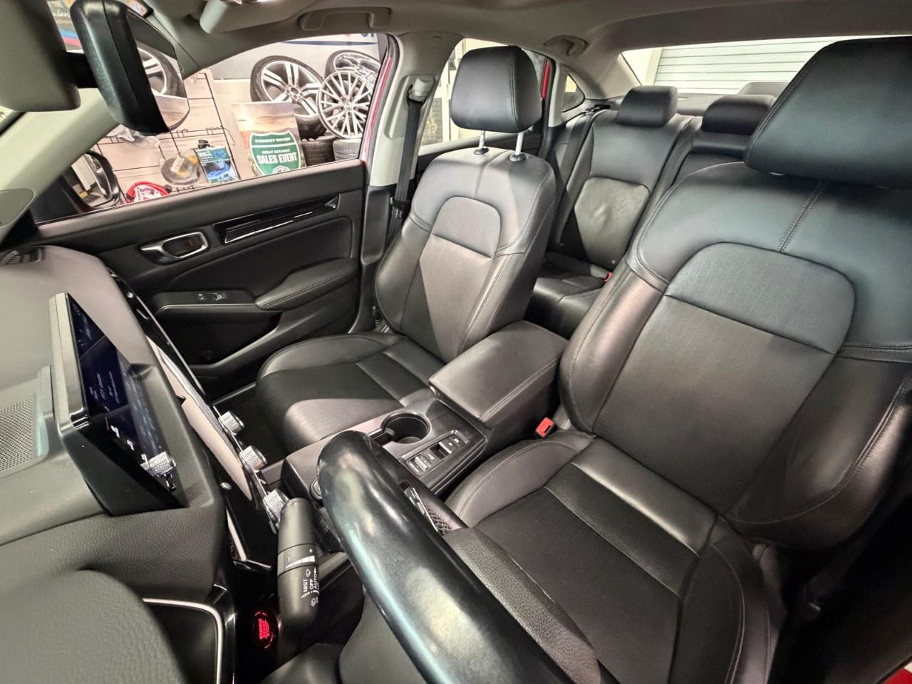 2022 Honda Civic Touring Photo