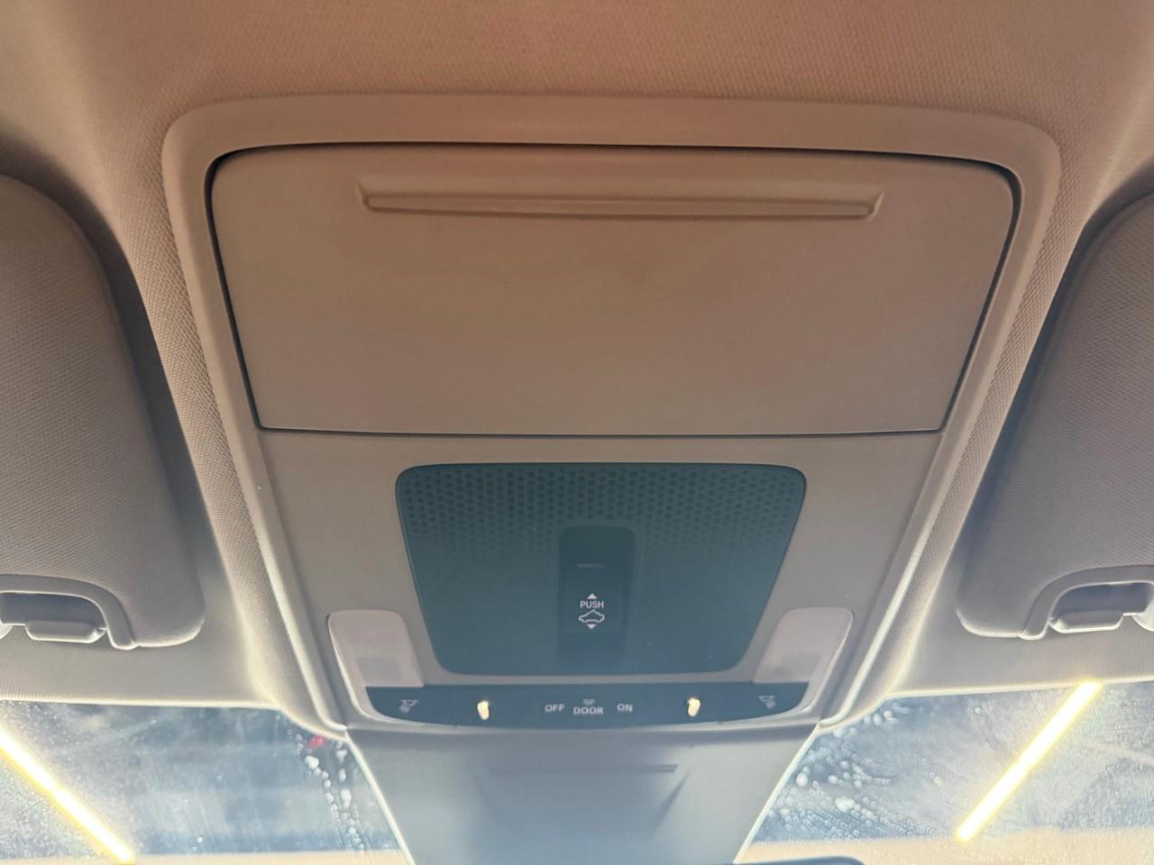2022 Honda Civic Touring Photo