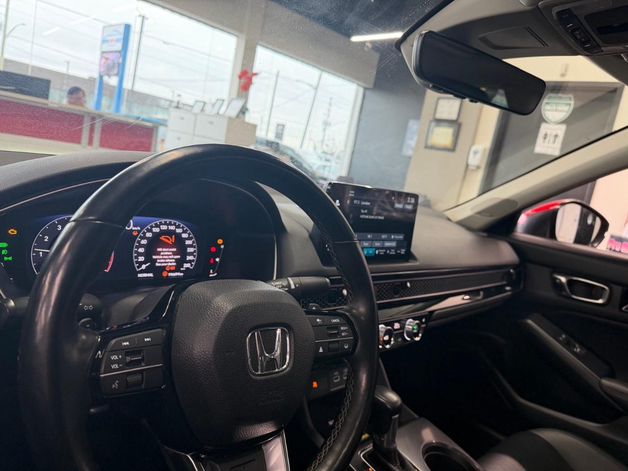 2022 Honda Civic Touring Photo