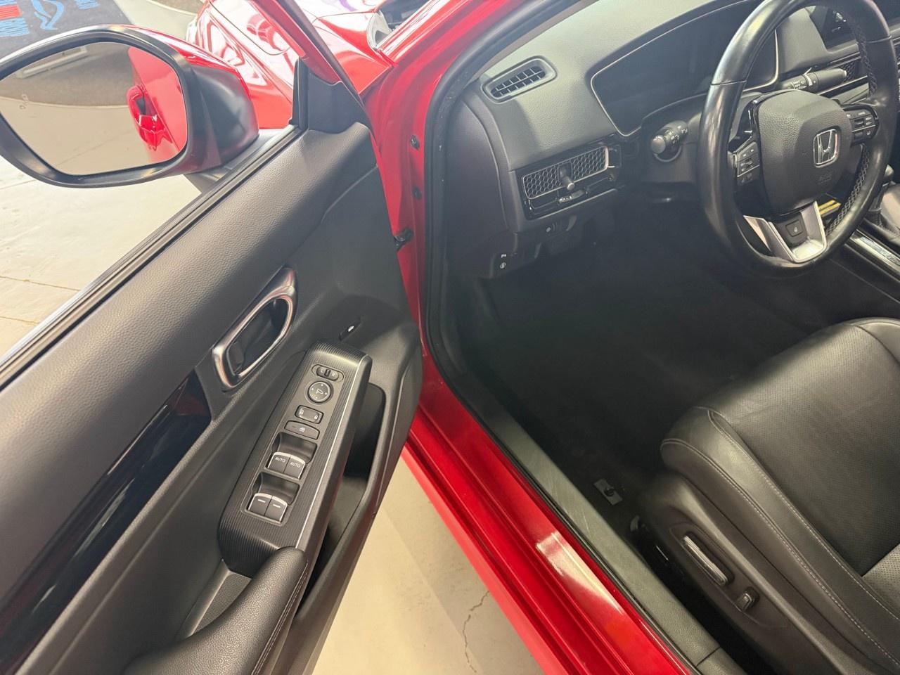 2022 Honda Civic Touring Photo