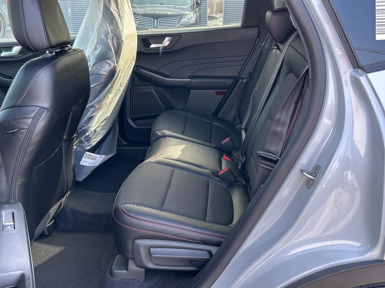 2026 Ford Escape ST-Line AWD Photo
