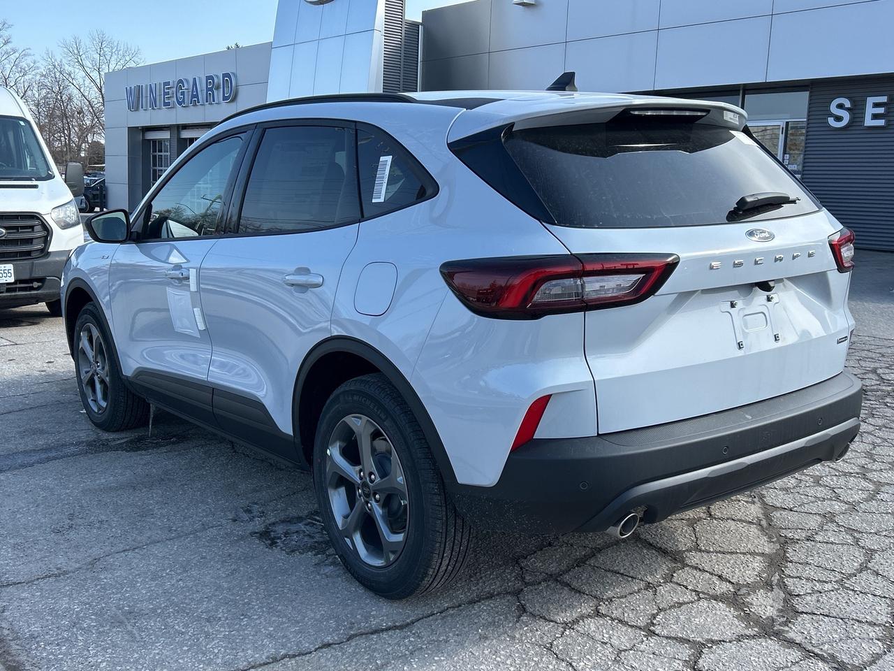 2026 Ford Escape ST-Line AWD Photo