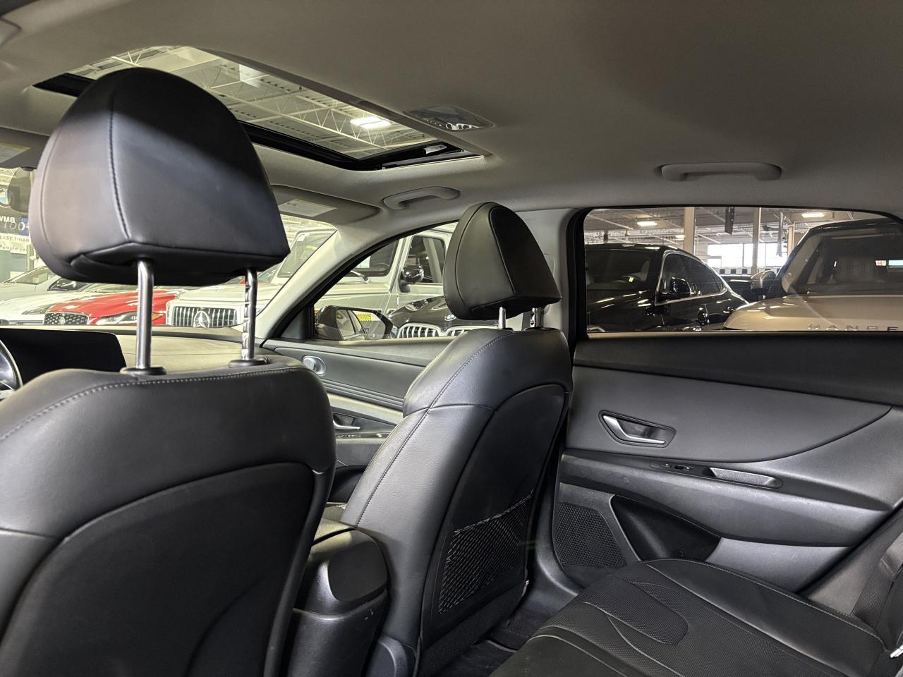 2021 Hyundai Elantra Ultimate Tech|IVT|NAV|BOSE|AMBIENT|LEATHER|SUNROOF Photo