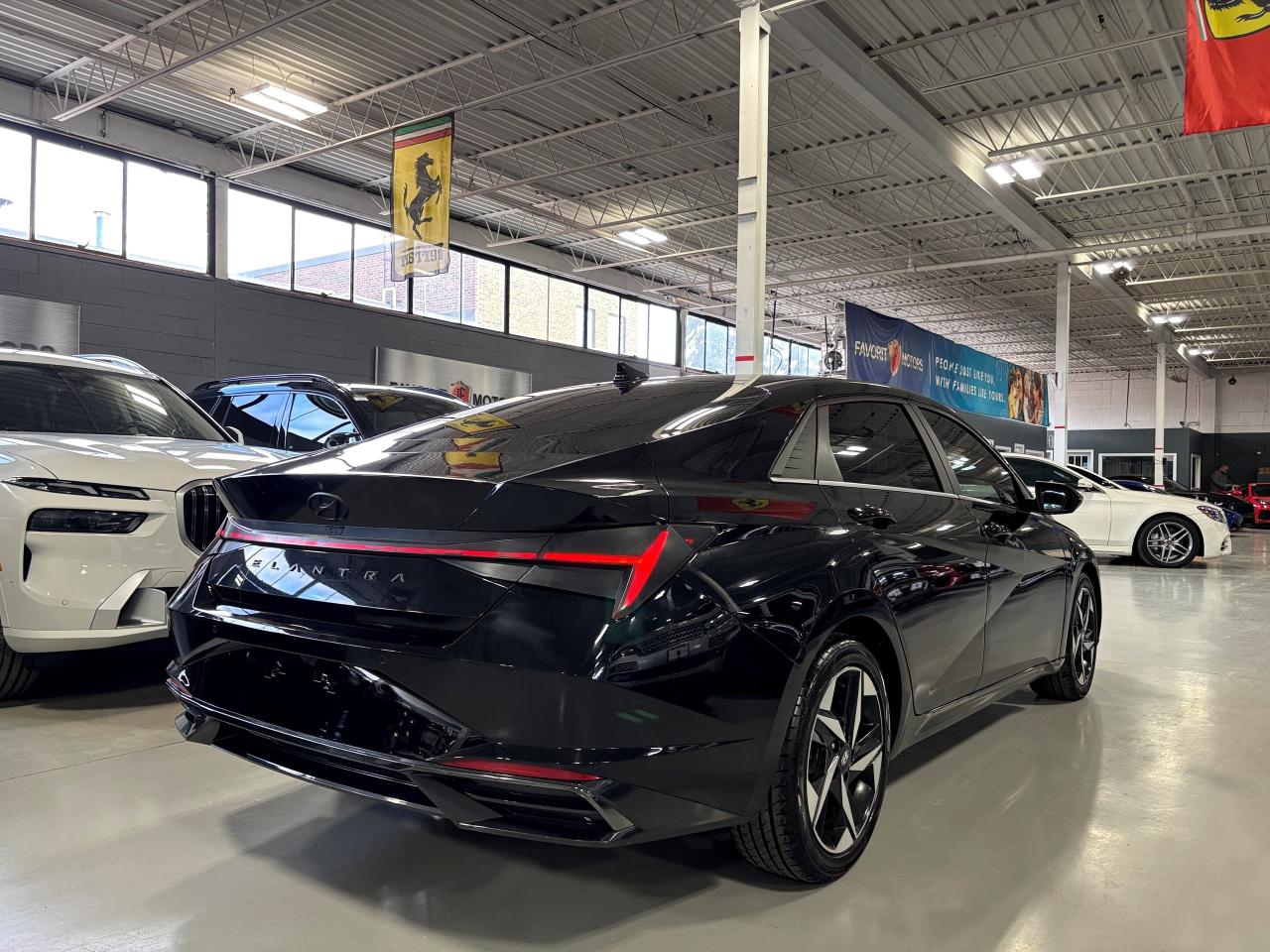 2021 Hyundai Elantra Ultimate Tech|IVT|NAV|BOSE|AMBIENT|LEATHER|SUNROOF Photo