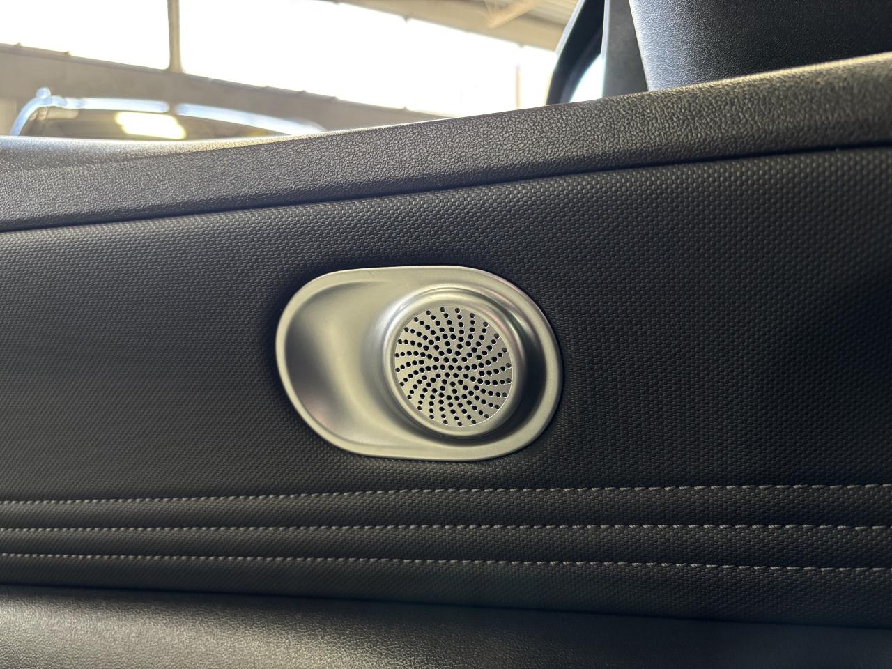 2021 Hyundai Elantra Ultimate Tech|IVT|NAV|BOSE|AMBIENT|LEATHER|SUNROOF Photo