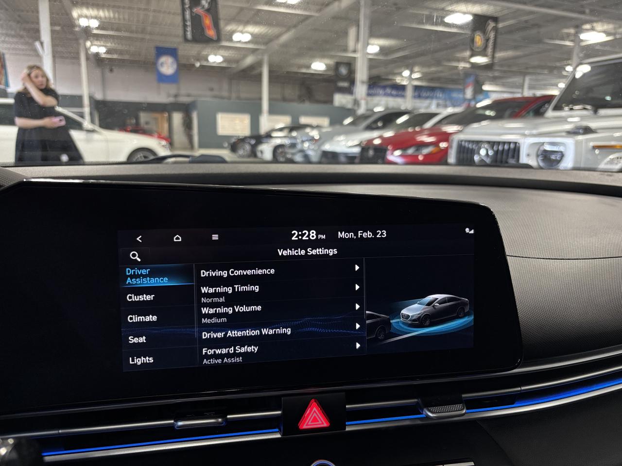 2021 Hyundai Elantra Ultimate Tech|IVT|NAV|BOSE|AMBIENT|LEATHER|SUNROOF Photo