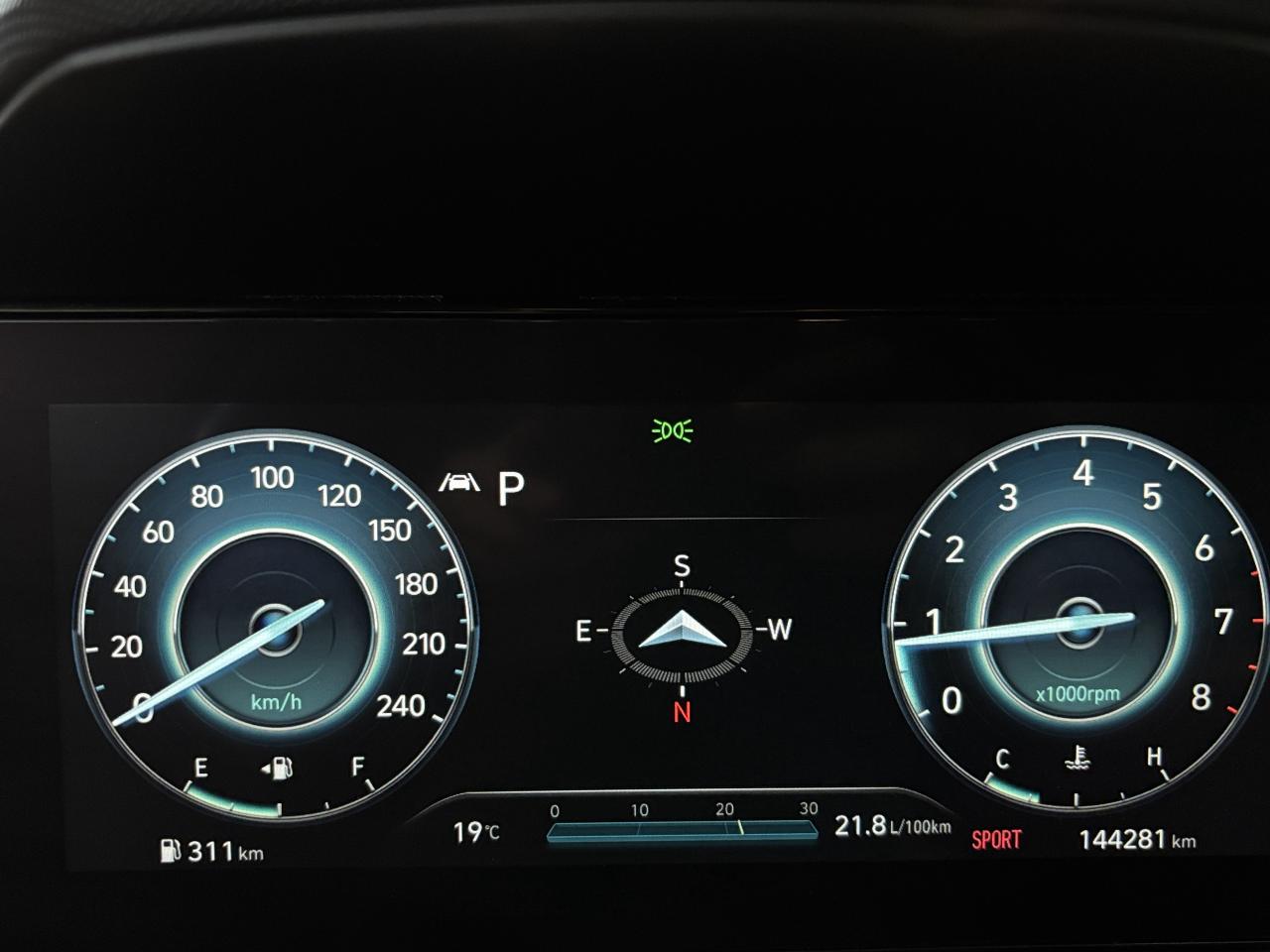 2021 Hyundai Elantra Ultimate Tech|IVT|NAV|BOSE|AMBIENT|LEATHER|SUNROOF Photo