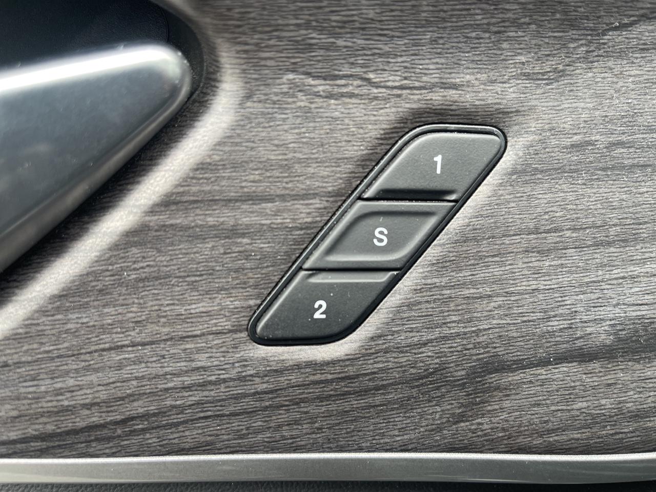 2021 Jeep Grand Cherokee L SUNROOF / NAV / RMT START / LEATHER HTD SEATS Photo