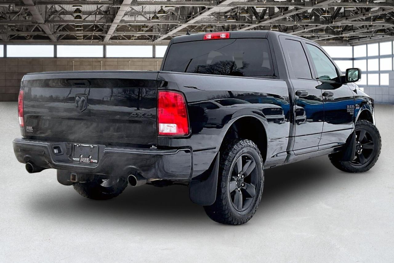 2022 RAM 1500 Classic SLT Quad V8 Black Appearance | Heated Seats | 4X4 Photo
