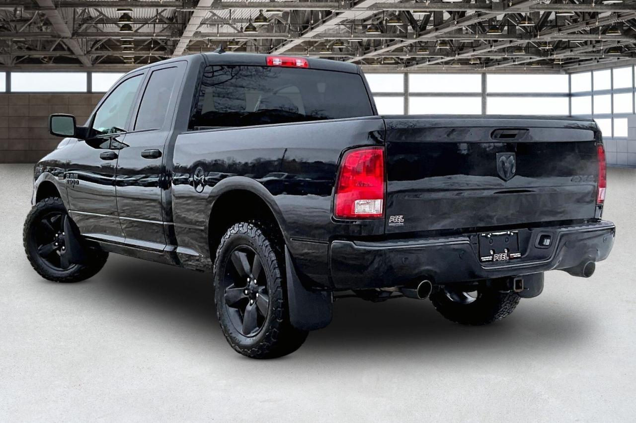 2022 RAM 1500 Classic SLT Quad V8 Black Appearance | Heated Seats | 4X4 Photo