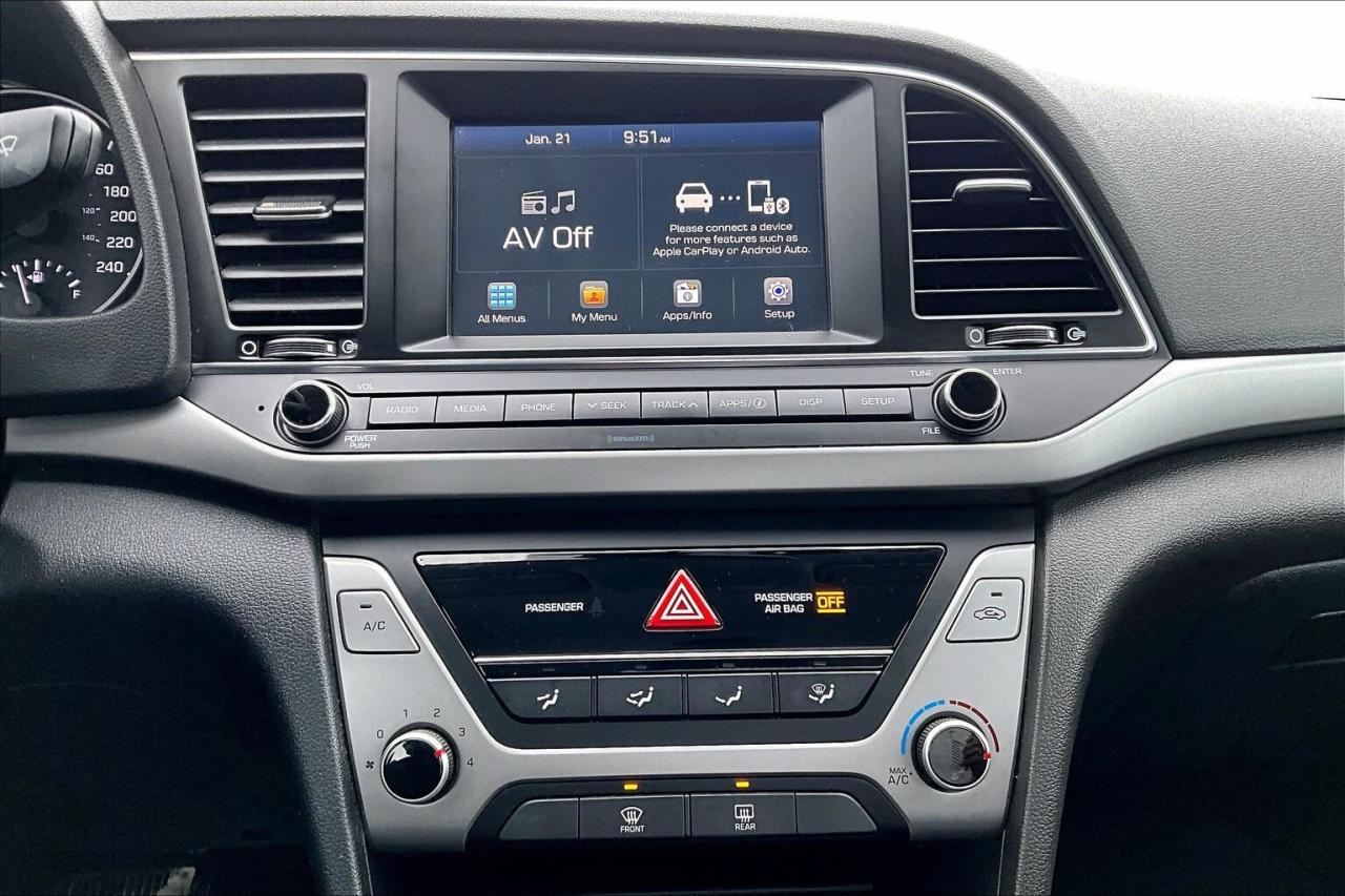 2017 Hyundai Elantra GL | HeatedSeats | BlindSpot | CarPlay | FWD Photo
